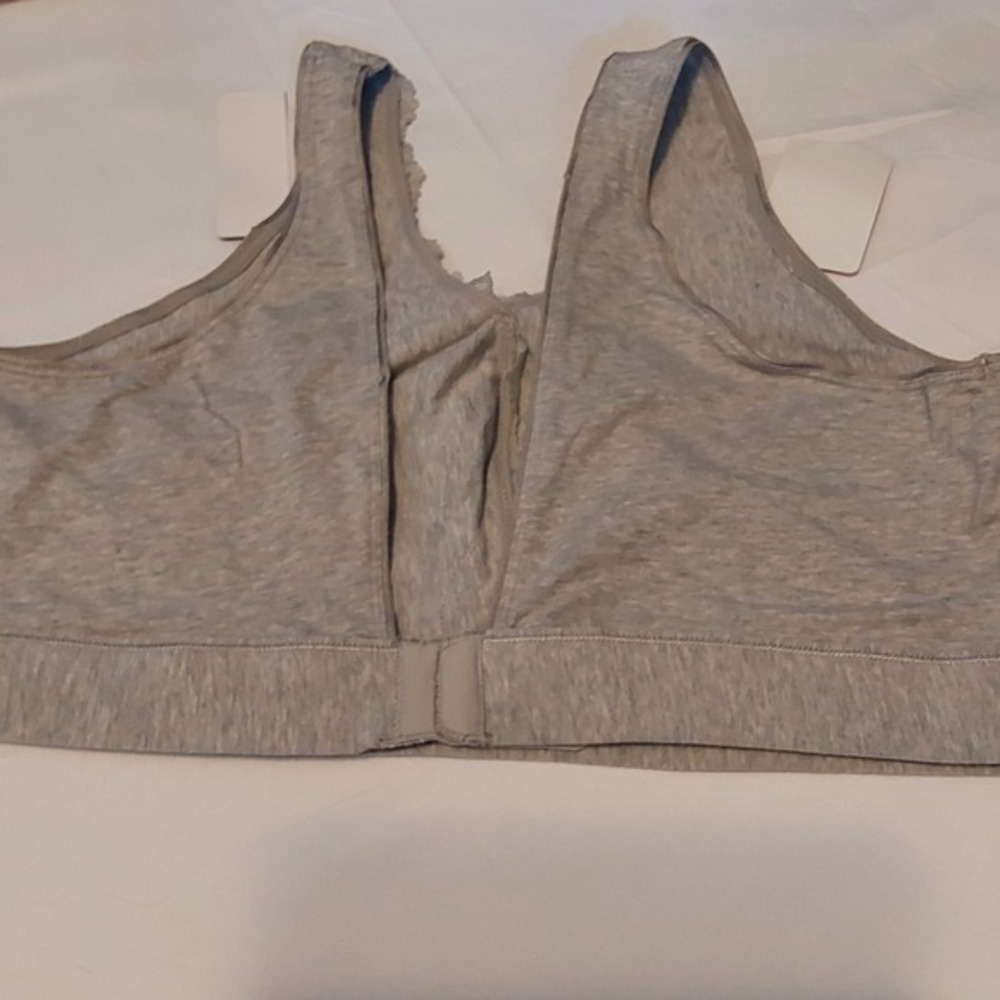 NWT-Fruit Of The Loom Women's 4XL Grey‎ Wirefree Back Smoothing Bralette - Picture 7 of 10